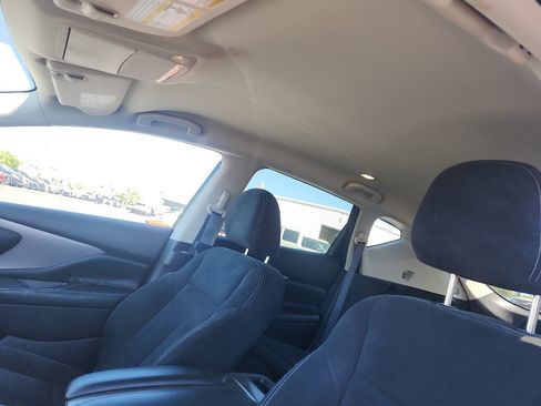 Used 2019 Nissan Murano S AWD/4WD image 18