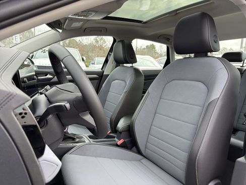 New 2026 Volkswagen Jetta SE image 12