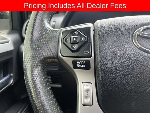 Used 2017 Toyota 4Runner Limited AWD/4WD image 27