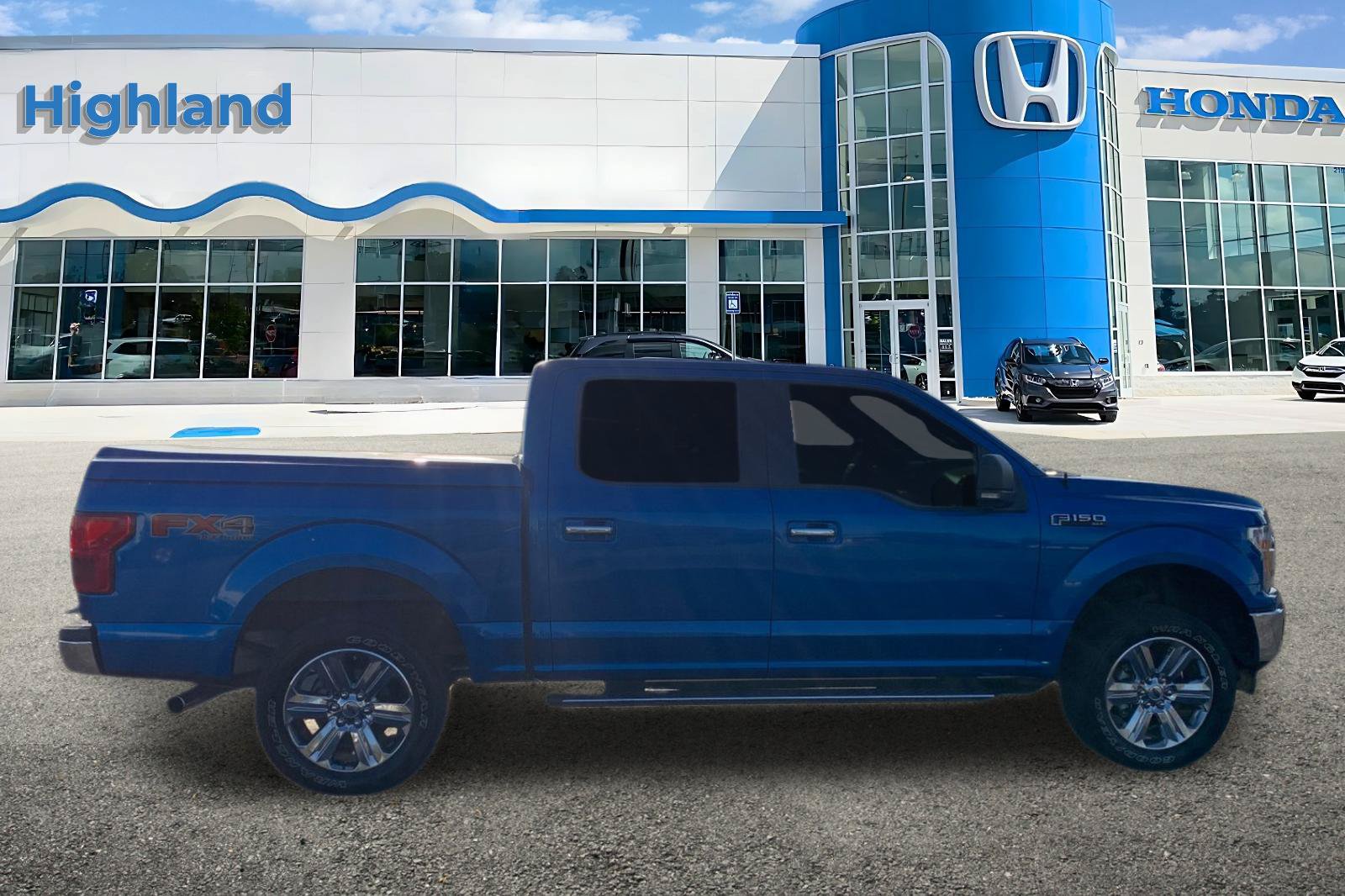 Used 2019 Ford F150 XLT w/ Equipment Group 302A Luxury AWD/4WD image 6