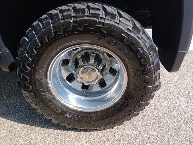 Used 2025 Chevrolet Silverado 3500 High Country w/ Technology Package AWD/4WD image 25
