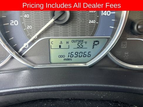 Used 2015 Toyota Corolla LE FWD image 9