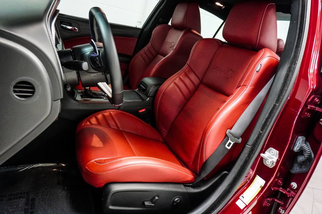Used 2022 Dodge Charger SRT Hellcat w/ Carbon/Suede Interior Package RWD image 6