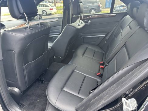 Used 2014 Mercedes-Benz E 350 4MATIC Sedan w/ Premium 1 Package image 5