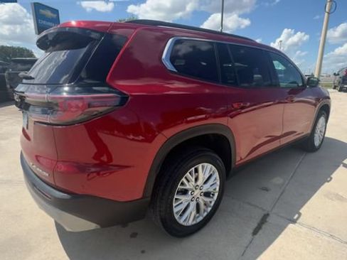 Certified 2026 GMC Acadia Elevation w/ Elevation Premium Package FWD image 8