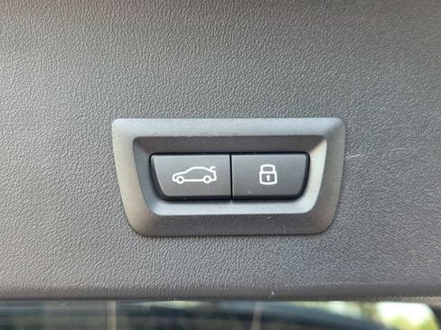 Used 2025 BMW X3 xDrive30i AWD/4WD image 34