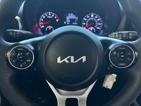 Used 2022 Kia Soul LX w/ Technology Package FWD image 23