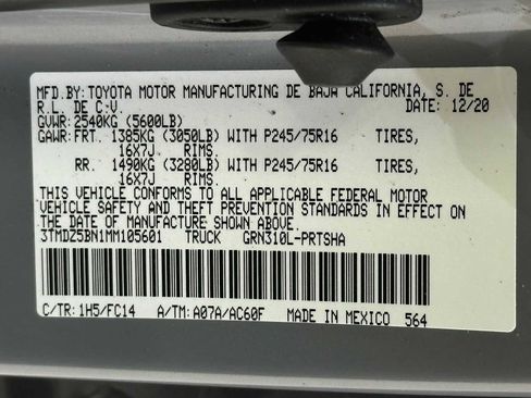 Used 2021 Toyota Tacoma SR5 AWD/4WD image 29