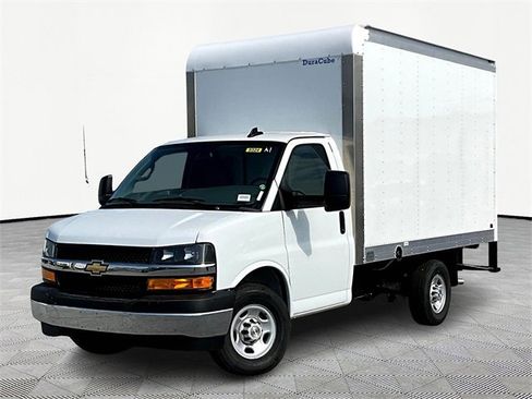 New 2025 Chevrolet Express 3500 w/ Power Convenience Package image 3