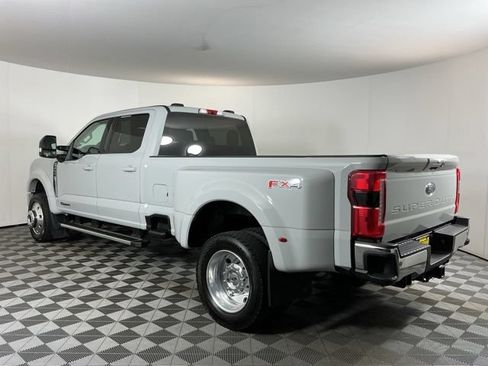 Used 2025 Ford F450 Lariat w/ FX4 Off-Road Package AWD/4WD image 6