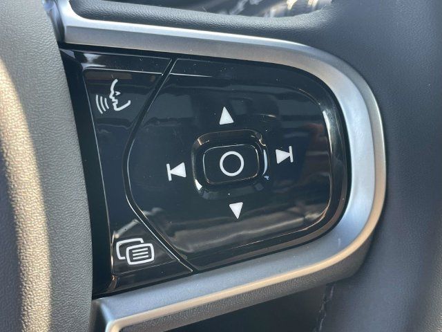 Certified 2026 Volvo XC90 B6 Ultra w/ Protection Package Premier AWD/4WD image 24