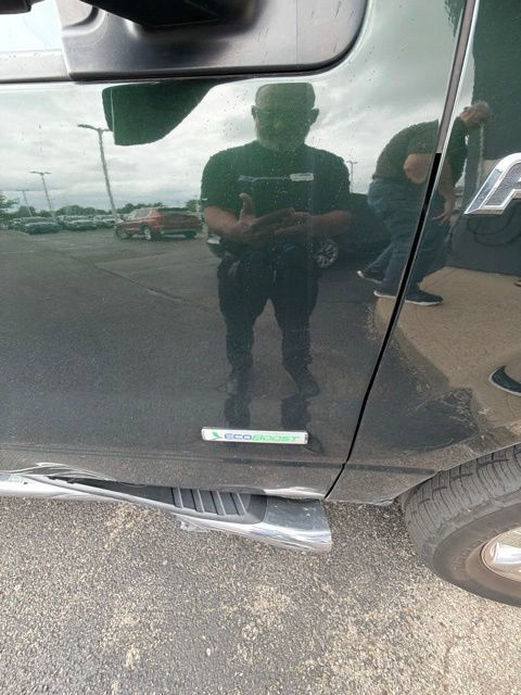Used 2014 Ford F150 XLT w/ Equipment Group 302A Luxury AWD/4WD image 26