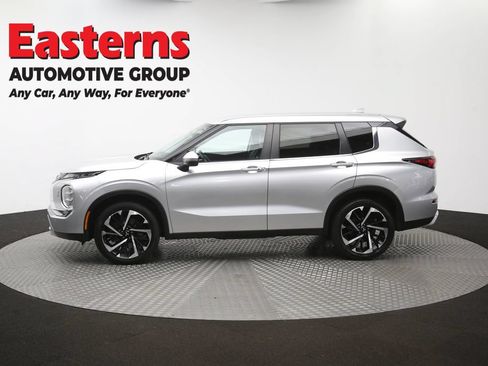 Used 2024 Mitsubishi Outlander SE AWD/4WD image 59