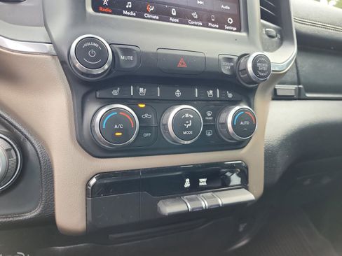 Used 2020 RAM 1500 Laramie image 22