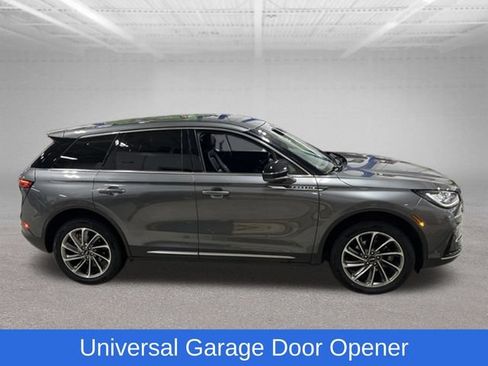 Used 2023 Lincoln Corsair AWD w/ Equipment Group 101A image 11