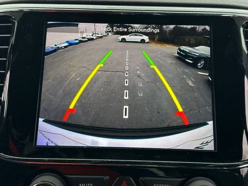 Used 2019 Jeep Grand Cherokee Altitude image 26