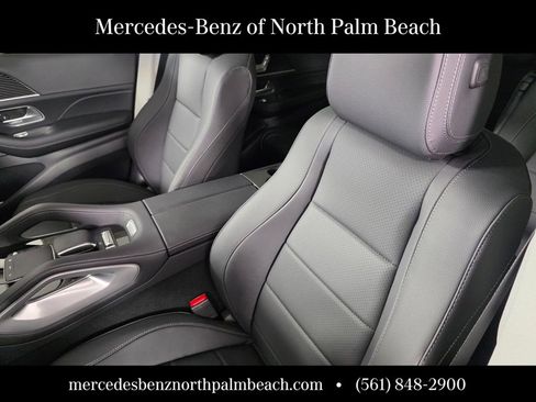 New 2026 Mercedes-Benz GLS 450 4MATIC image 9