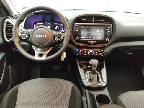 Used 2024 Kia Soul LX w/ Option Group 015 image 22