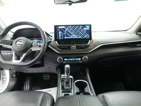 Used 2024 Nissan Altima 2.5 SL AWD/4WD image 29