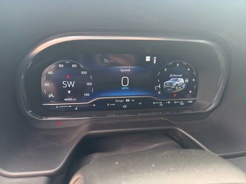 Used 2023 Chevrolet Tahoe RST AWD/4WD image 14