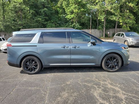 Used 2022 Kia Carnival SX Prestige image 34