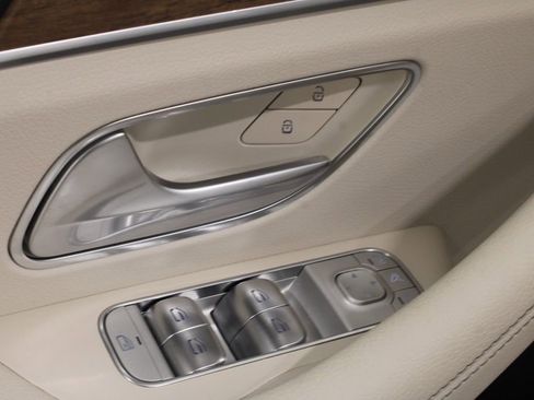 Used 2026 Mercedes-Benz GLE 450 4MATIC image 17