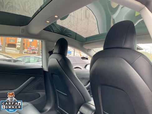 Used 2018 Tesla Model 3 Long Range RWD image 62