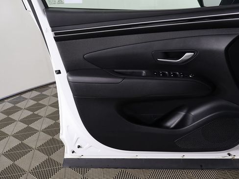 Certified 2024 Hyundai Tucson SEL w/ Convenience Package FWD image 23