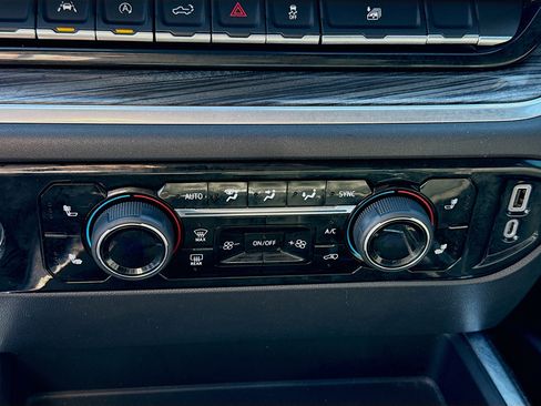 Used 2022 Chevrolet Silverado 1500 RST w/ LPO, Dark Essentials Package image 14