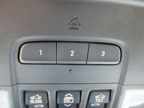 Used 2023 Chevrolet Traverse RS w/ LPO, Floor Liner Package AWD/4WD image 21