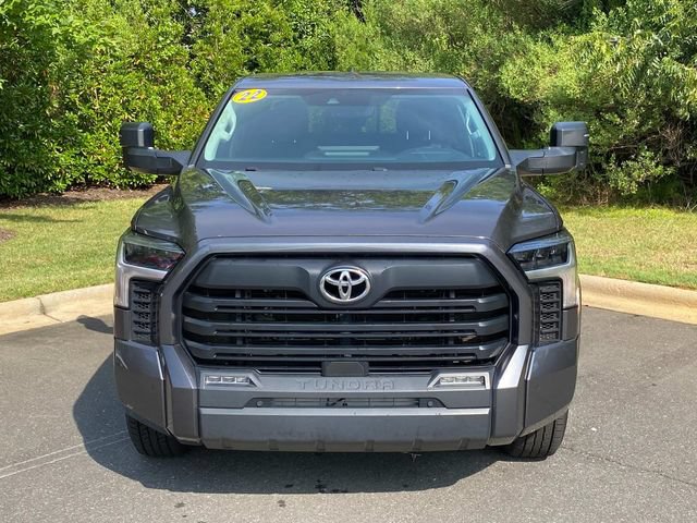 Used 2022 Toyota Tundra SR5 w/ SR5 Premium Package RWD image 2