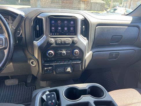 Used 2019 Chevrolet Silverado 1500 LT w/ All-Star Edition AWD/4WD image 11