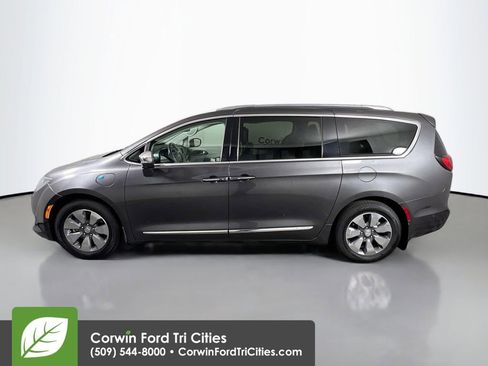 Used 2018 Chrysler Pacifica Limited w/ Advanced Safetytec Group image 6