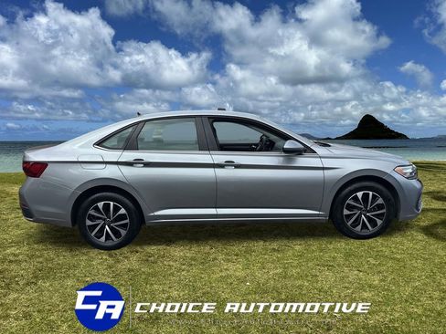 Used 2024 Volkswagen Jetta S FWD image 8