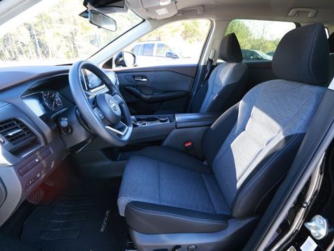 Used 2023 Nissan Rogue SV image 22