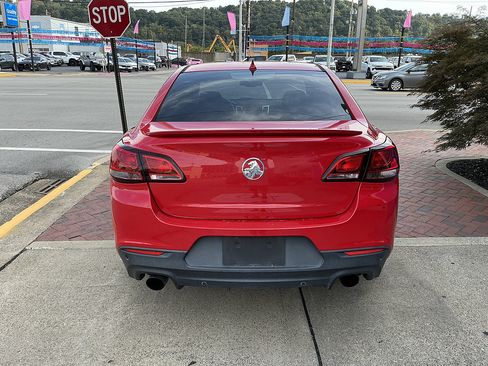 Used 2014 Chevrolet SS RWD image 4