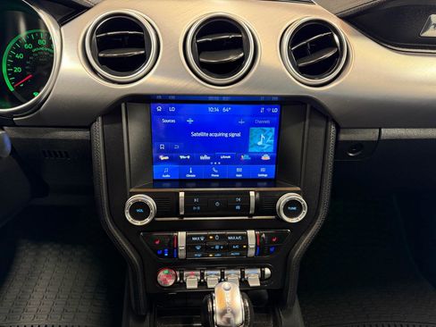 Used 2022 Ford Mustang GT Premium RWD image 13