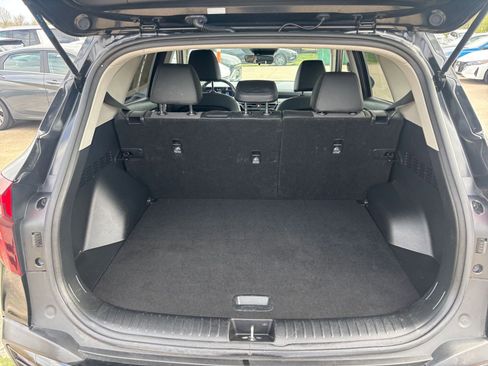 Used 2025 Kia Seltos S image 32