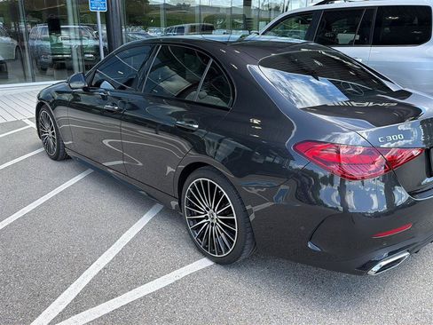 Used 2024 Mercedes-Benz C 300 Sedan image 3