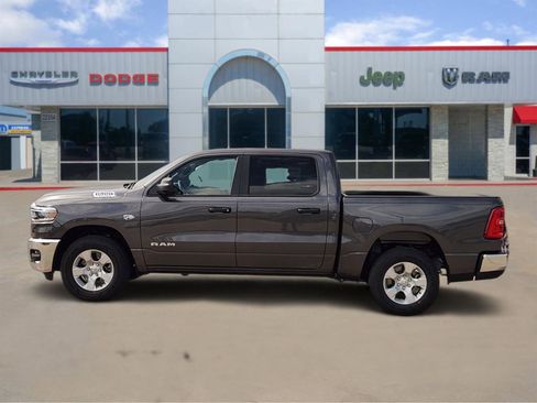 New 2026 RAM 1500 4x4 Crew Cab image 3