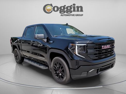 New 2025 GMC Sierra 1500 Pro w/ Graphite Edition image 18