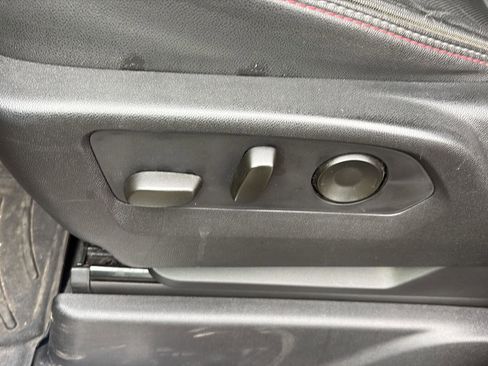 Used 2021 Chevrolet Tahoe RST image 13