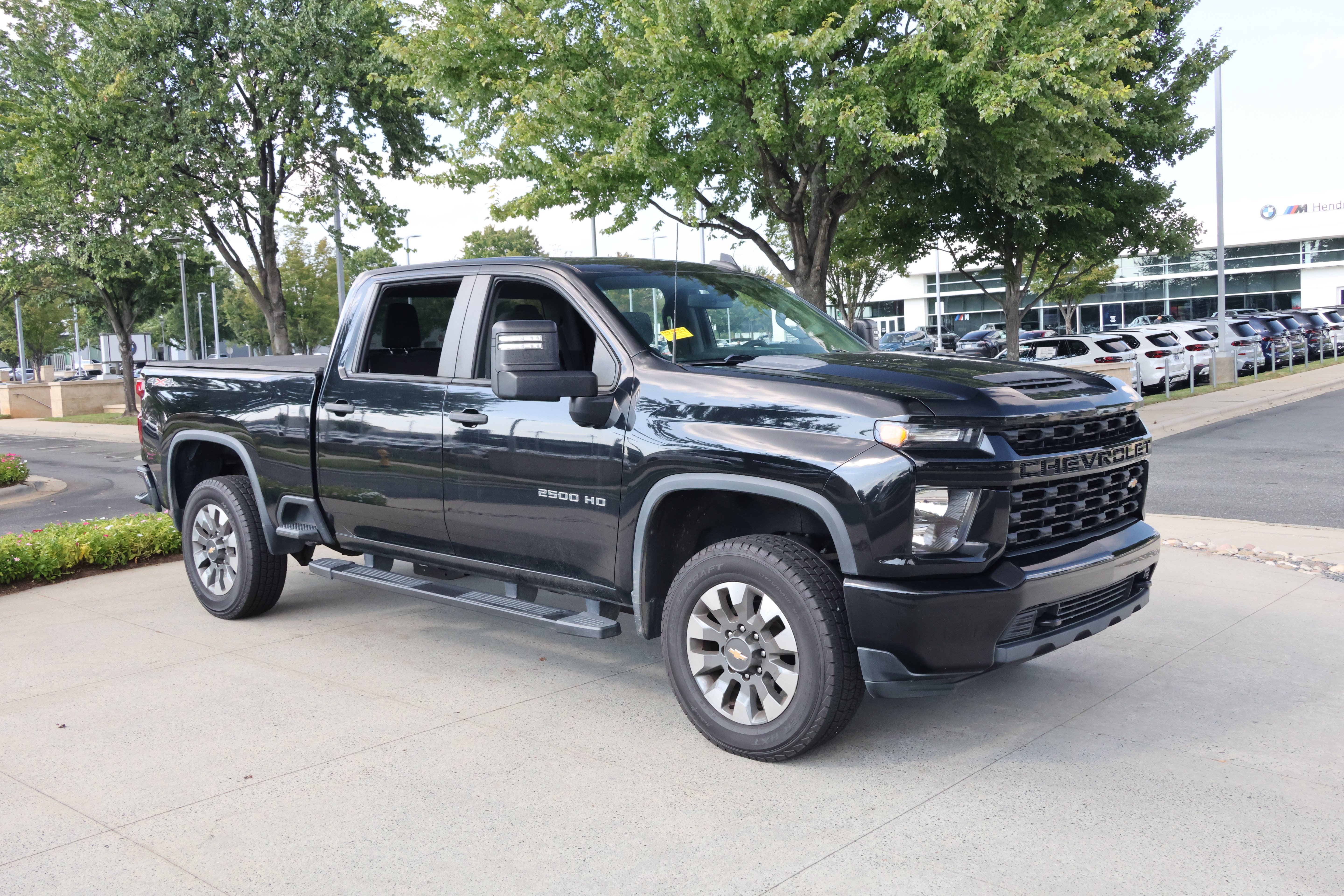 Used 2022 Chevrolet Silverado 2500 Custom w/ Custom Value Package AWD/4WD image 2