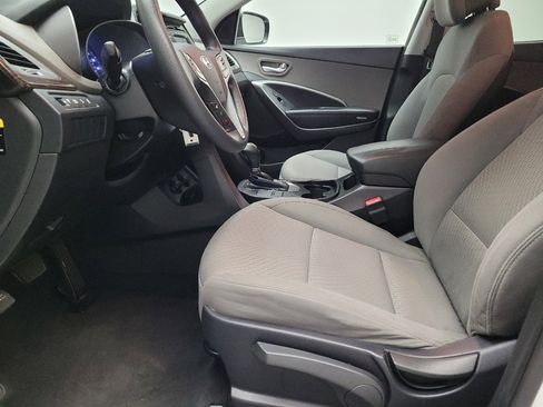 Used 2018 Hyundai Santa Fe Sport FWD image 17