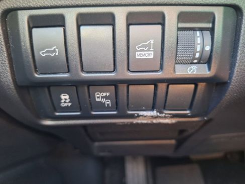 Used 2019 Subaru Ascent Premium w/ Popular Package #3 image 12