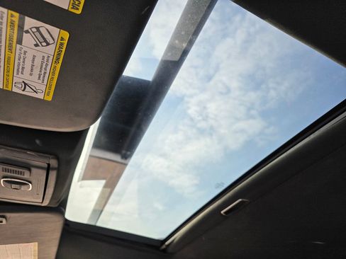 Used 2015 Ford F350 Lariat image 43