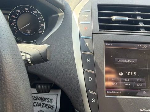Used 2013 Lincoln MKZ FWD image 20