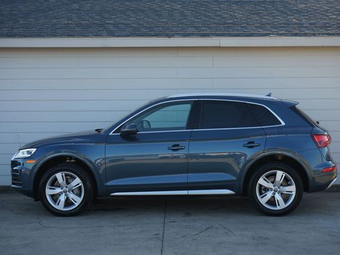 Used 2018 Audi Q5 Prestige w/ Prestige Package image 12