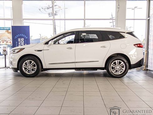 Used 2019 Buick Enclave Preferred image 7