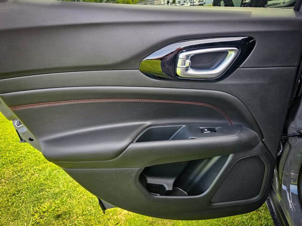 New 2026 Jeep Compass Trailhawk AWD/4WD image 33